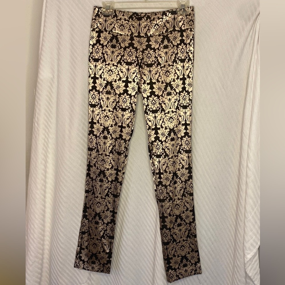 NY & Co Like New Size S Black Gold Embroidery Skinny Tapered Slight Stretch Pant